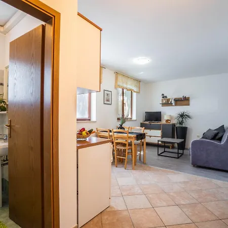 Mimi Apartmán *