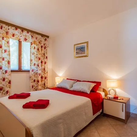 Apartment Mimi Krnica